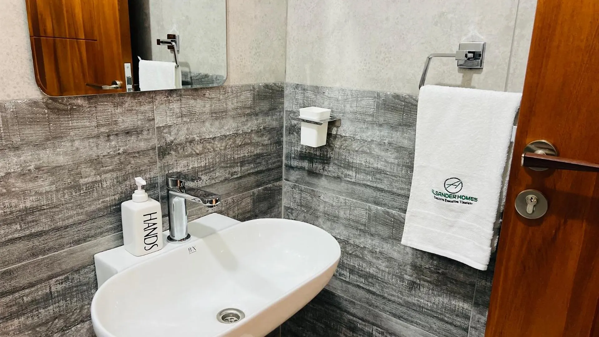 Alsander Homes Кампала Вилла